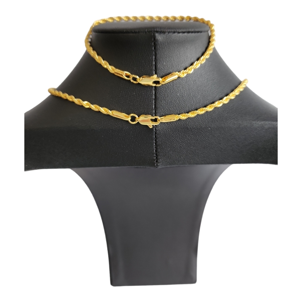 Gold Tone Necklace & Bracelet 2 Pc Set - Picture 4 of 9